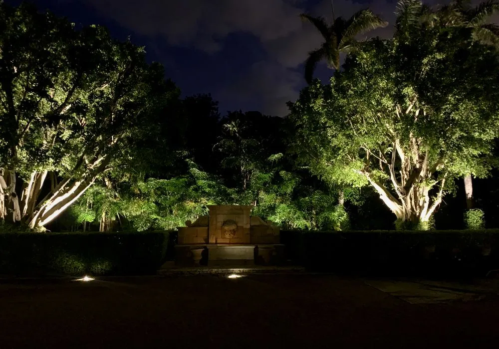 Affordable landscape design in Lake Worth, FL - Tropical Landscape Lighting