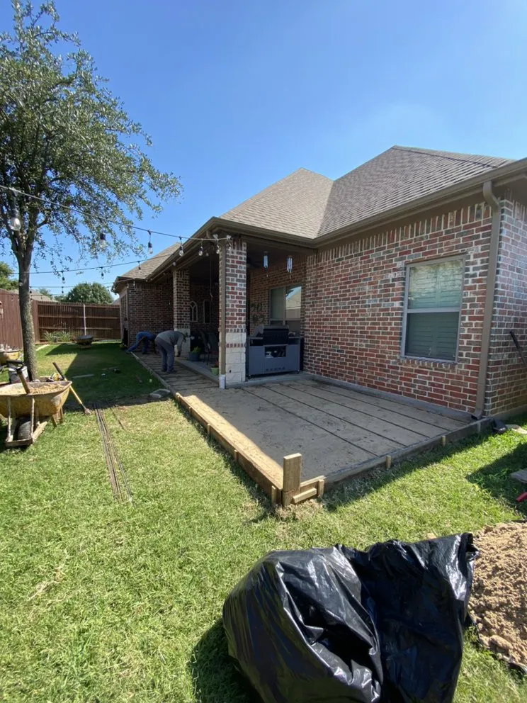 Custom landscape design for year-round maintenance across Fort Worth, TX - Tropical Landscaping