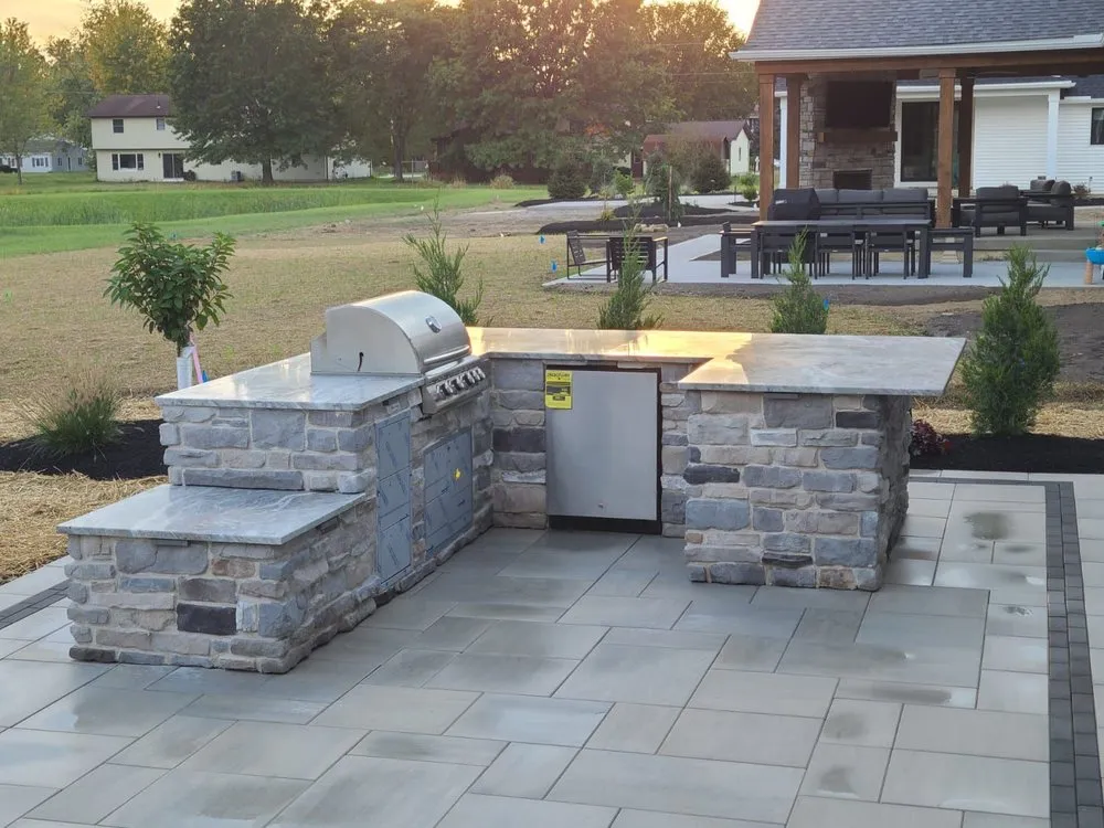 Affordable landscaping services for residential properties across Lorain, OH - Tropical Landscaping