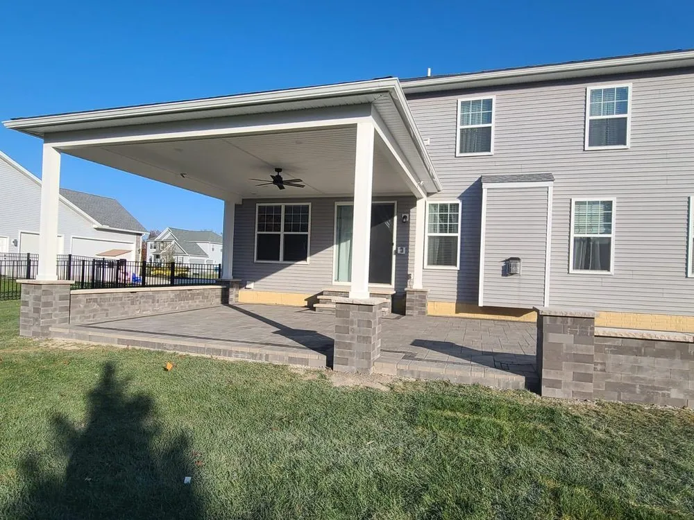 Custom residential landscaping in Lorain, OH by Tropical Landscaping