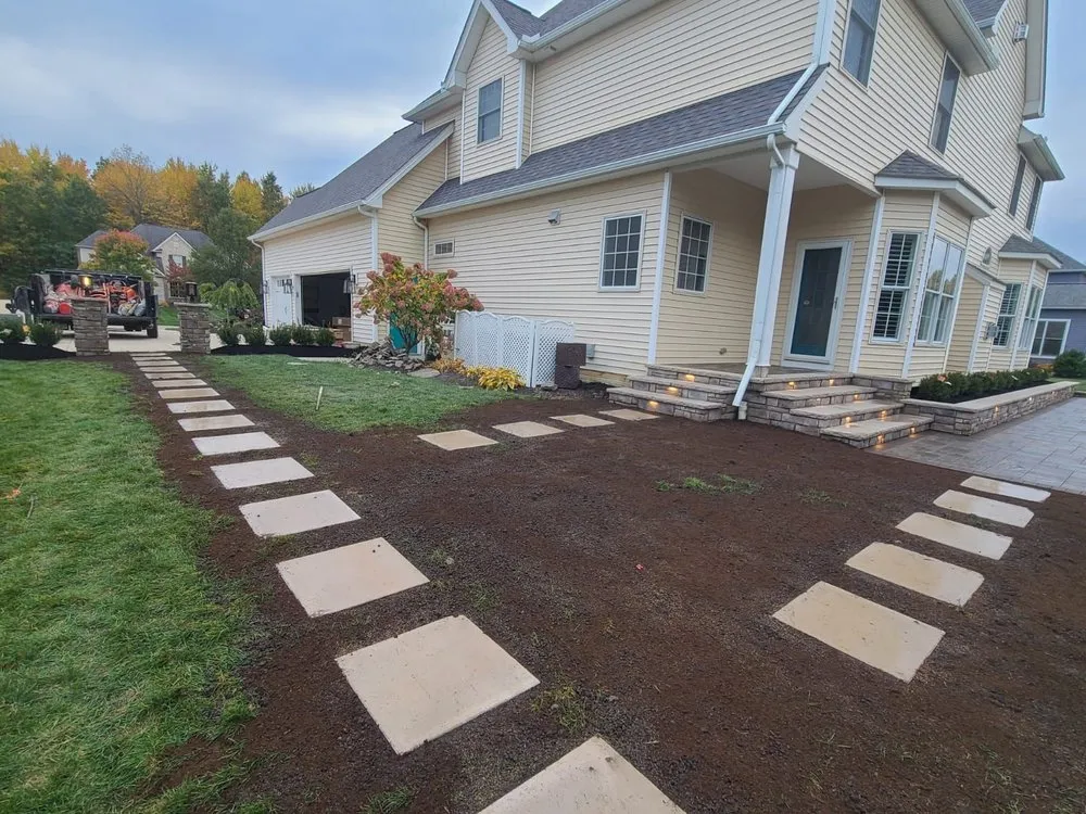 Top-rated landscaping services experts serving Lorain, OH - Tropical Landscaping