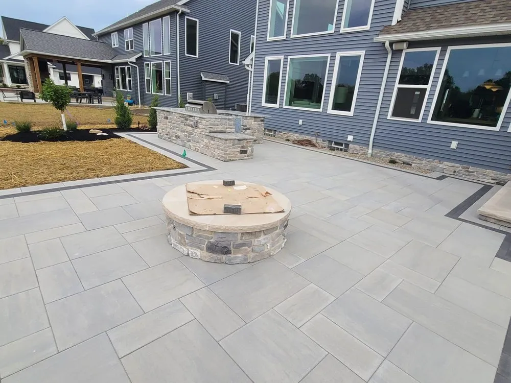 Custom landscape design in Lorain, OH - Tropical Landscaping