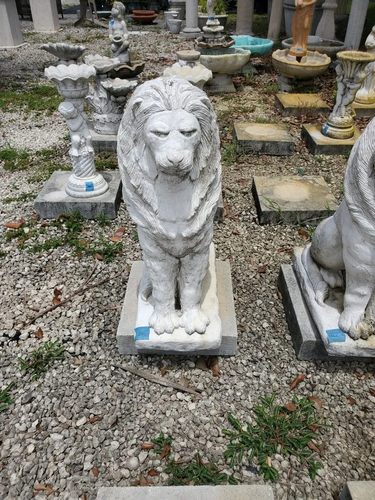 Trusted yard cleanup service experts serving Davie, FL - Tropical Outdoors