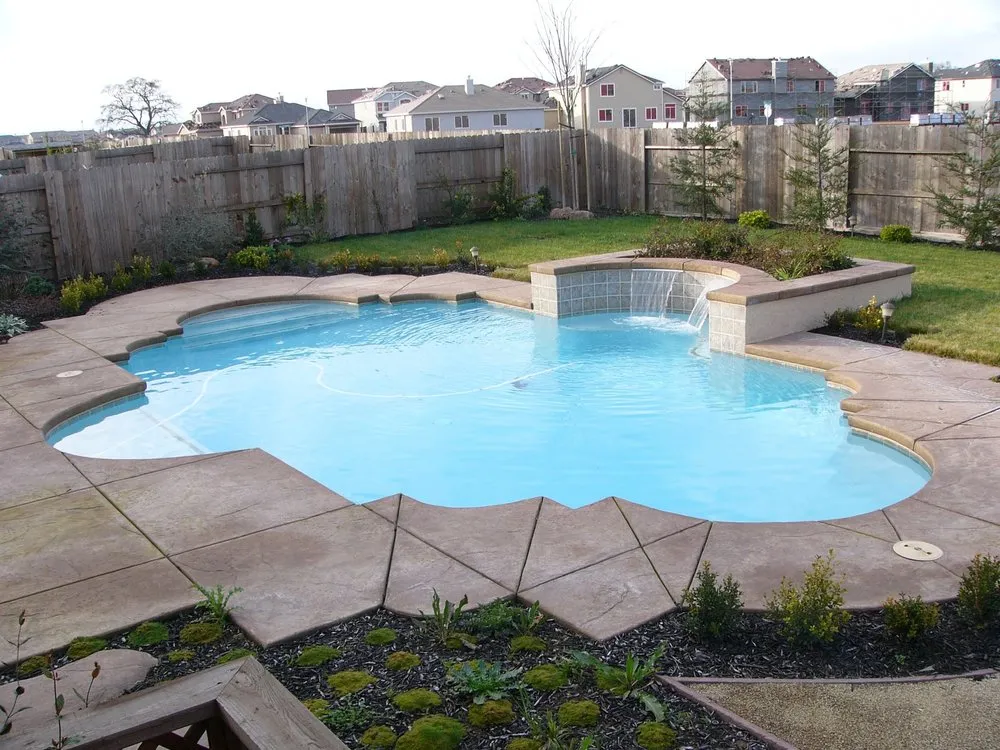 Expert outdoor landscaping experts serving Roseville CA, CA - Tropical Paradise Pools Spas & Backyards