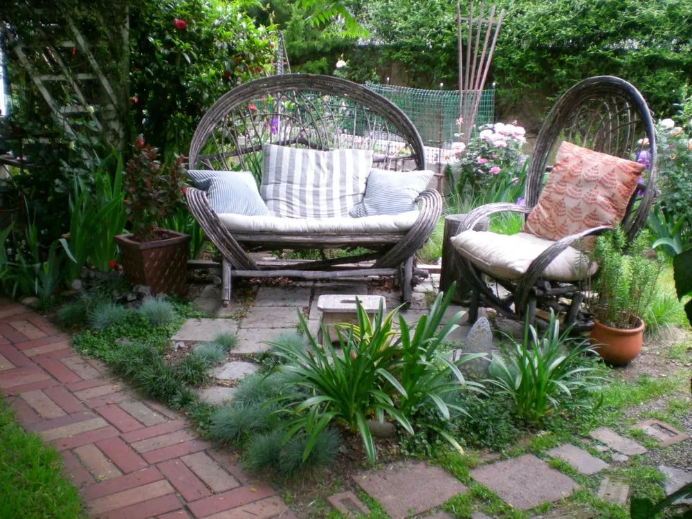 Reliable outdoor landscaping experts serving Glendale, CA - Tropico Garden Design