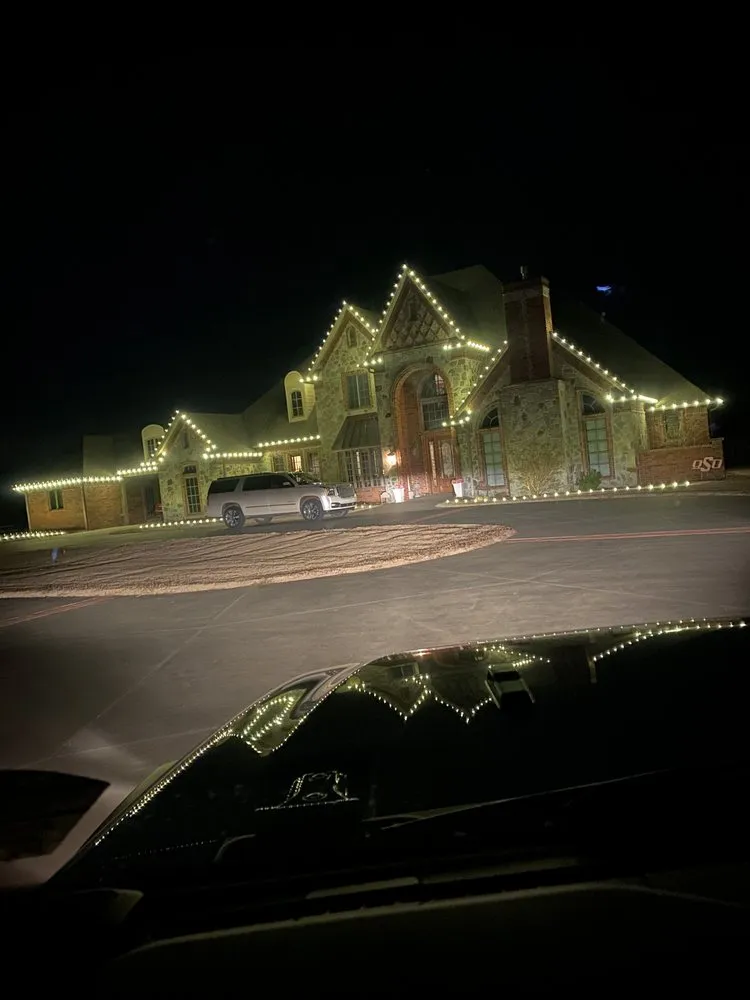 Custom lawn care service experts serving Stillwater, OK - Tropics Mowing