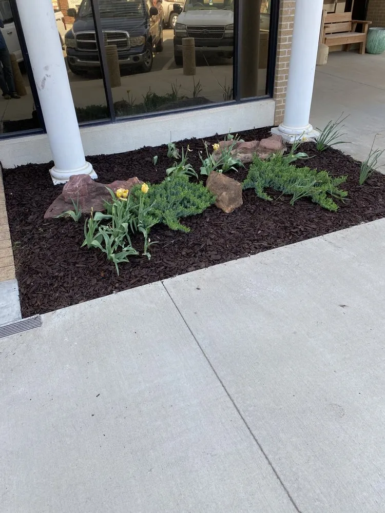 Affordable garden landscaping in Stillwater, OK by Tropics Mowing