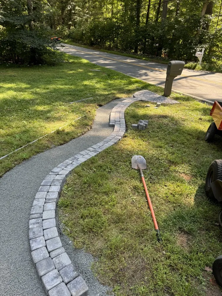 Local landscape design experts serving Deep River, CT - Trotta Home and Garden