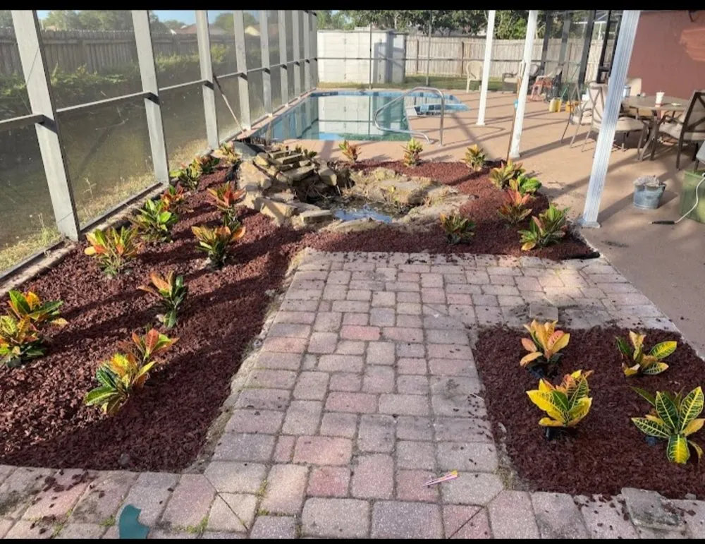Professional garden landscaping for beautiful yards across Orlando, FL - Troutman Lawn Care