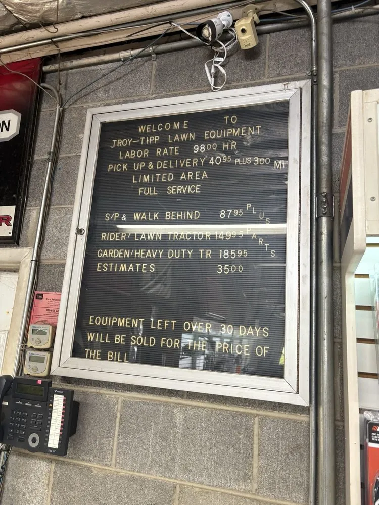 Professional yard cleanup service for homes across Troy, OH - Troy Lawn Care Service