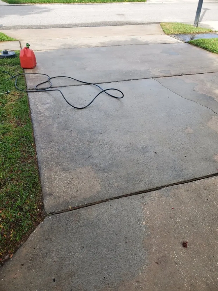 Top-rated yard maintenance for beautiful yards across Casselberry, FL - T&RS Lawn Care