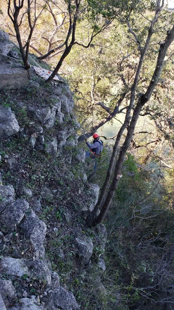 Professional yard cleanup service for homes across Bulverde, TX - Tru Cut Landscapes