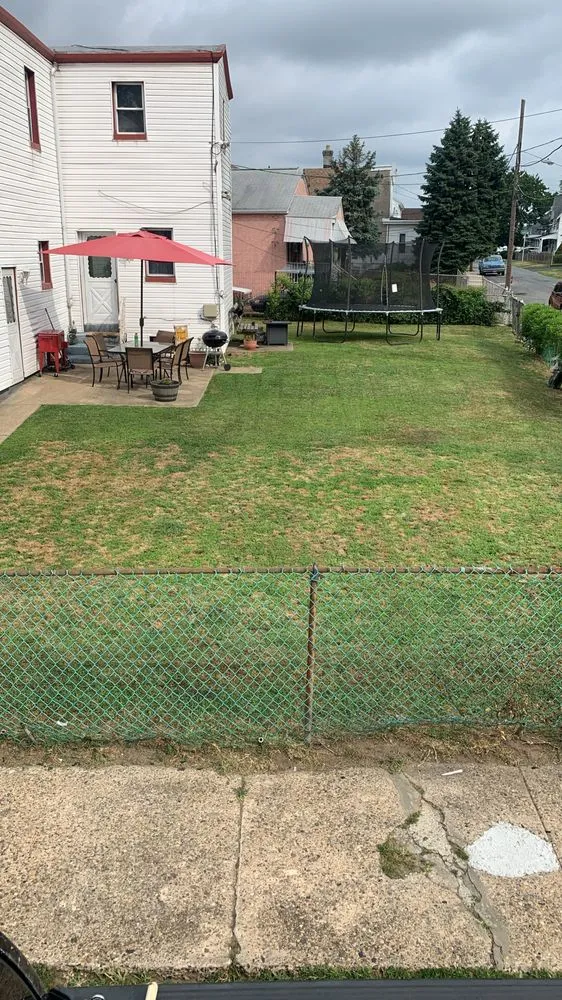 Trusted lawn mowing service experts serving Philadelphia, PA - Tru Trimming Landscaping