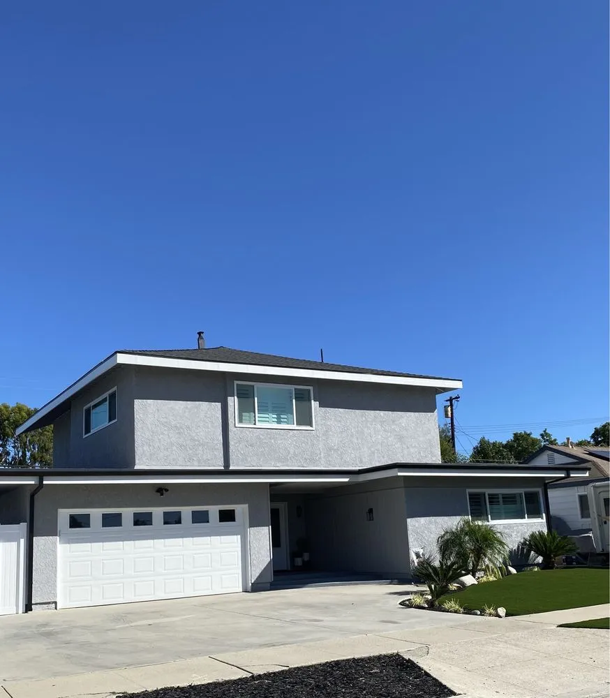 Custom residential landscaping with custom design in Lakewood, CA by Tru Vision