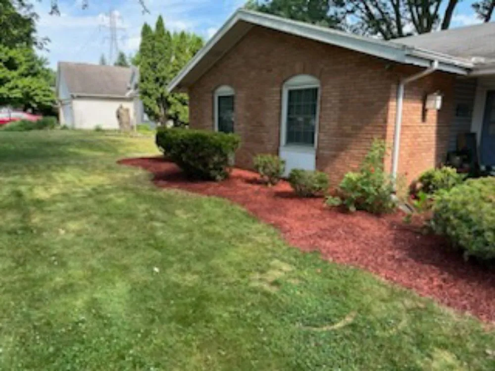 Top-rated lawn care service in Fort Wayne, IN - Trucare Management