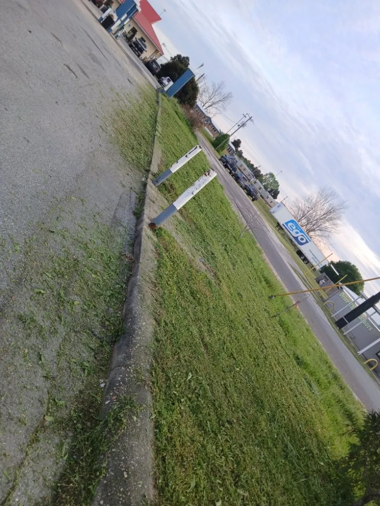 Professional garden landscaping for outdoor upgrades across Panama City, FL - Truck Handyman & Transport