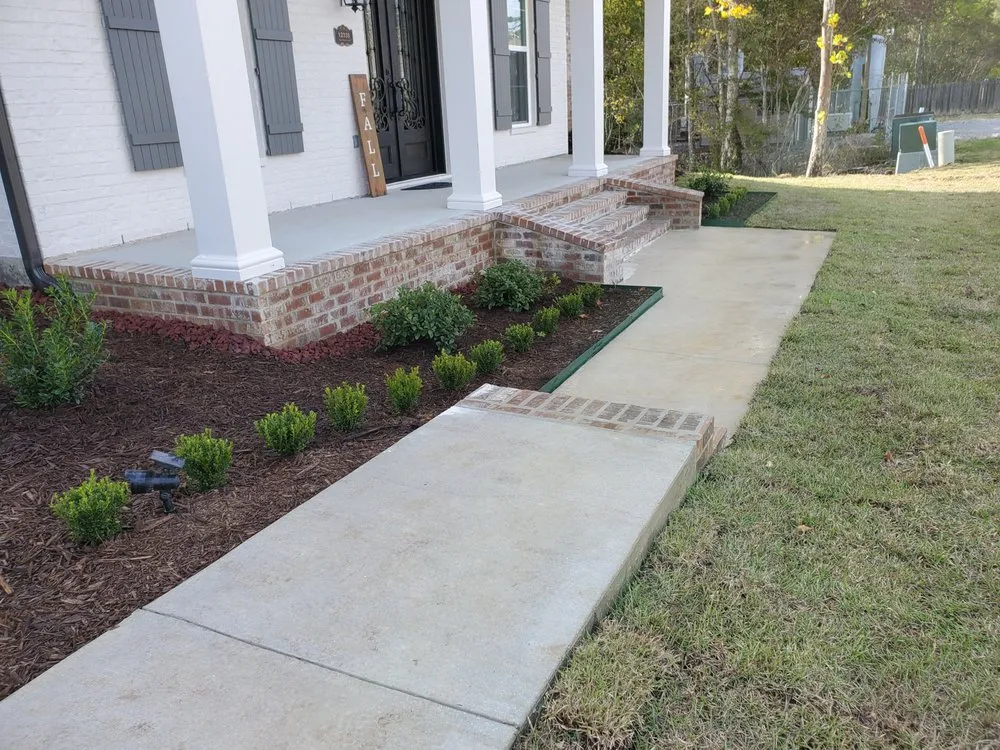 Top-rated residential landscaping in Saint Amant, LA by TruCut Lawn Care
