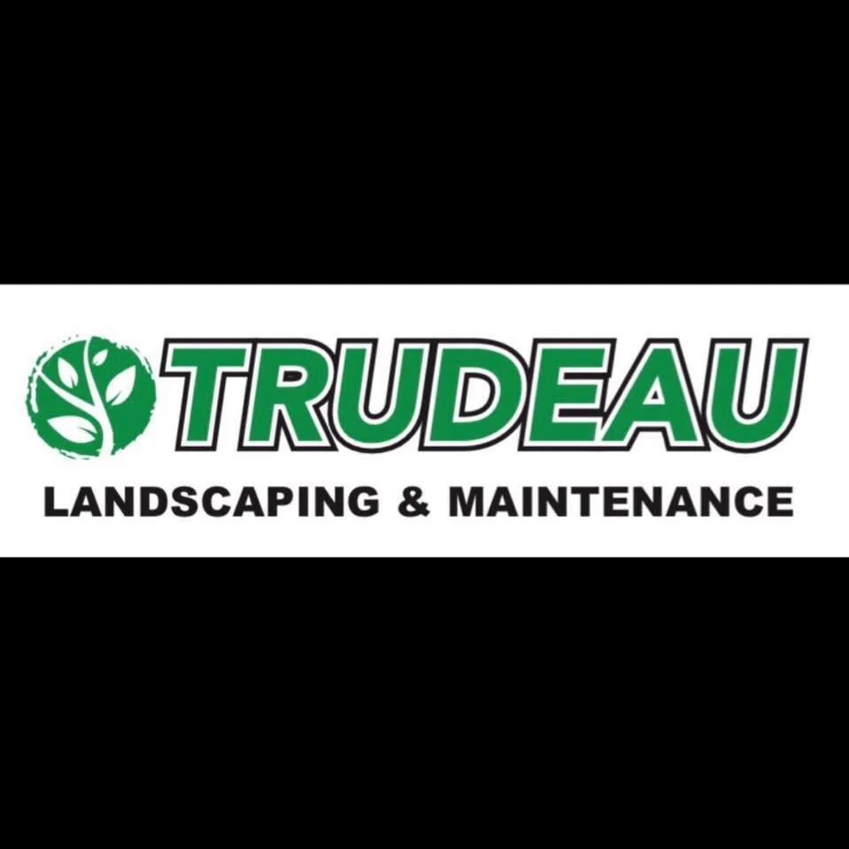 Custom lawn mowing service in St. Peters, MO by Trudeau Landscaping & Maintenance