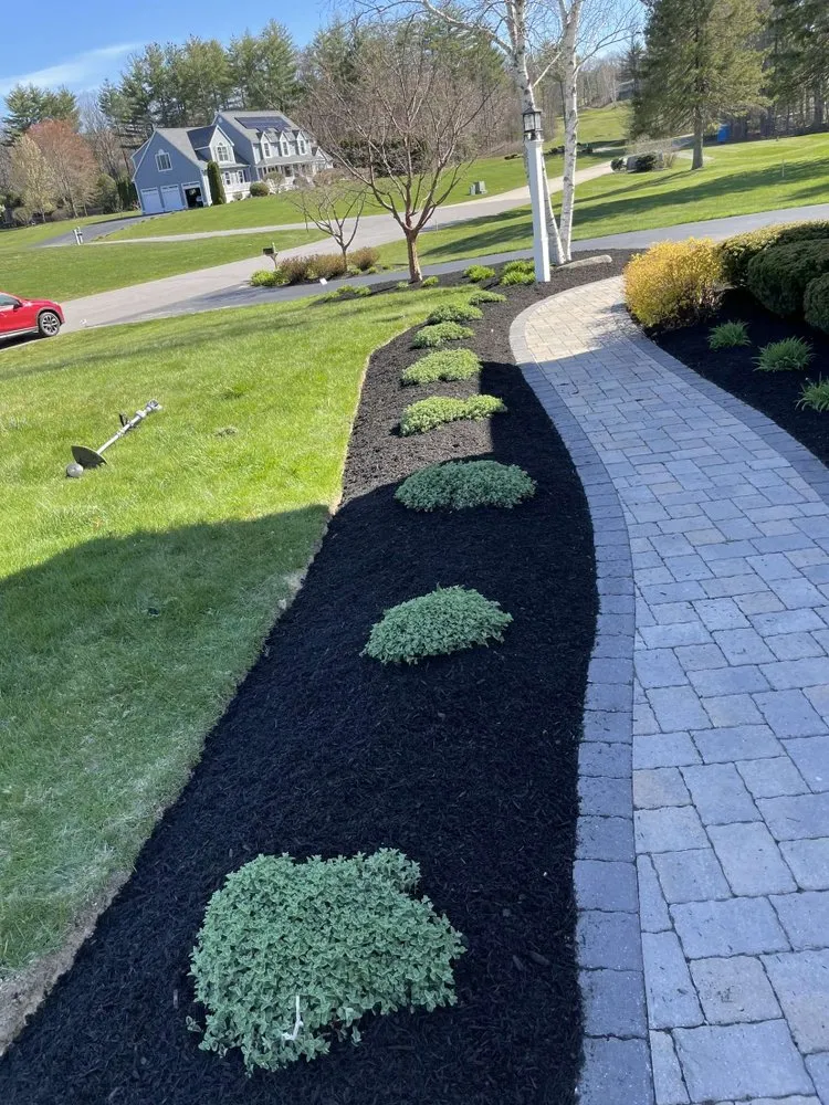 Reliable garden landscaping for year-round maintenance across Windham, NH - Trudel Landscaping