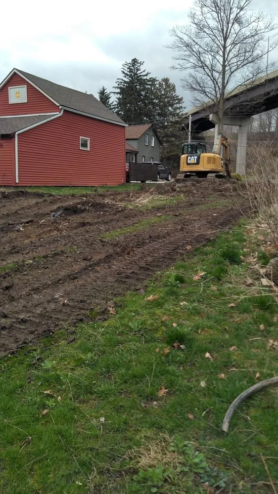 Custom lawn mowing service in Lake View, NY by TruDirt