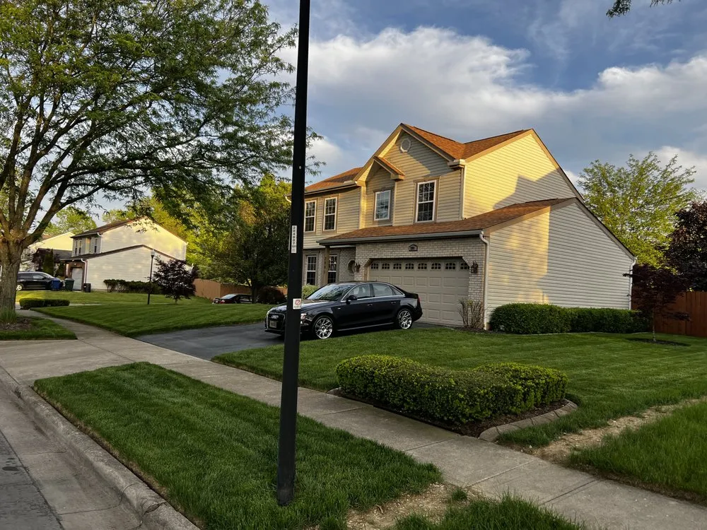 Professional garden landscaping in Columbus, OH by True Cuts Landscaping