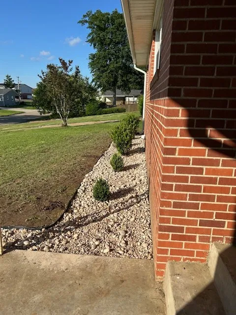 Affordable garden landscaping experts serving Tupelo, MS - True Green