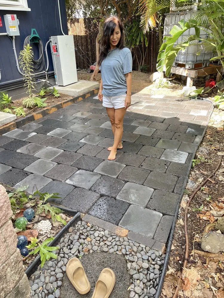 Affordable landscape design for year-round maintenance in Kaneohe, HI by True Hardscape