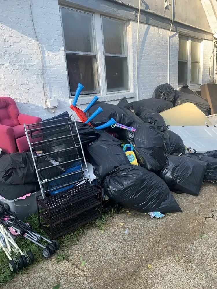 Local lawn mowing service for homes in Memphis, TN by True Labor Junk Removal