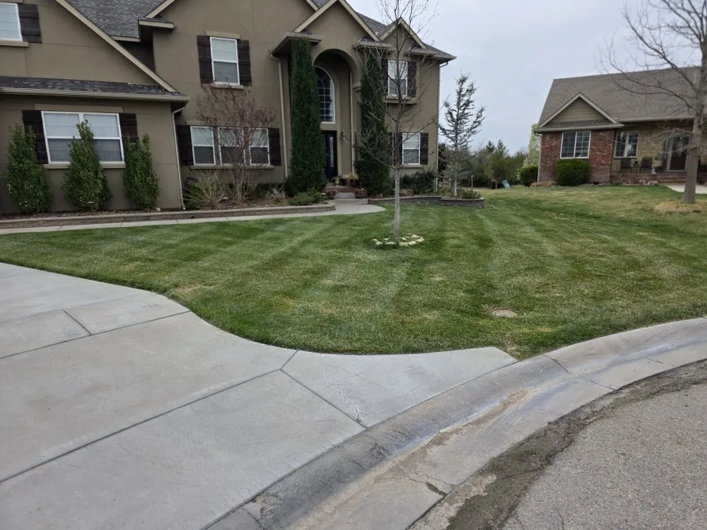 Top-rated residential landscaping for year-round maintenance in Wichita, KS by True Lawn Care