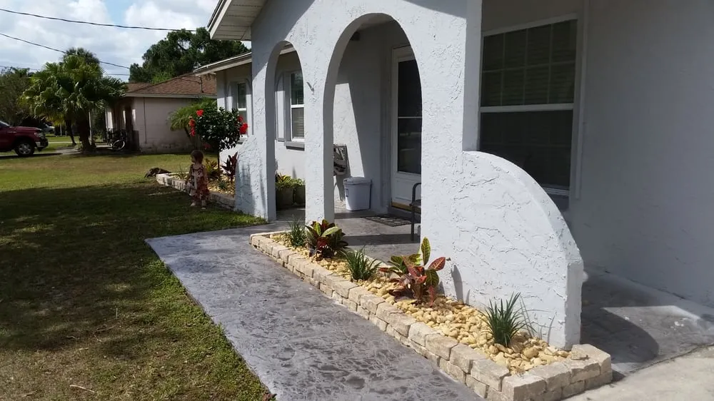 Local garden landscaping for homes in Melbourne, FL by True Lawn