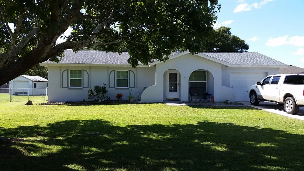 Top-rated yard maintenance in Melbourne, FL by True Lawn