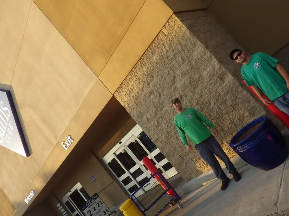 Reliable garden landscaping for year-round maintenance in Melbourne, FL by True Lawn