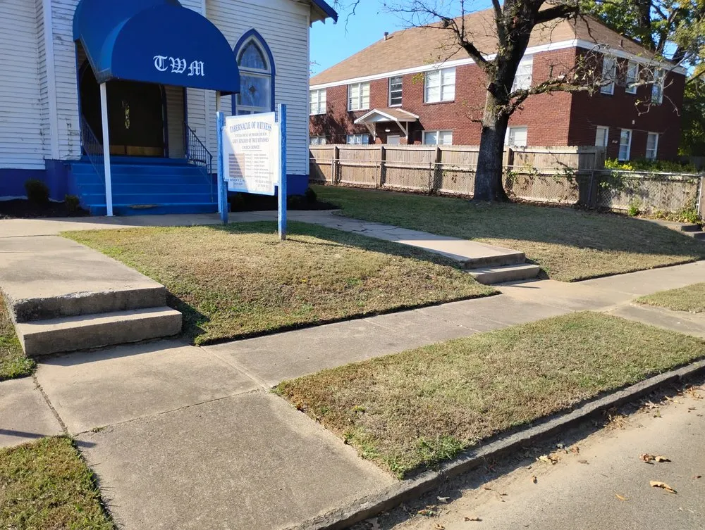 Custom lawn care service in North Little Rock, AR - True Lawn Service & Landscaping