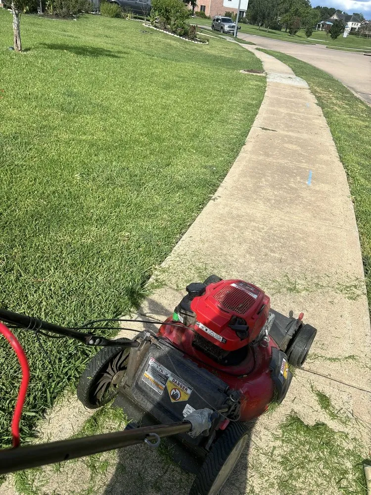 Affordable outdoor landscaping for residential properties across Missouri City, TX - True Loyalty