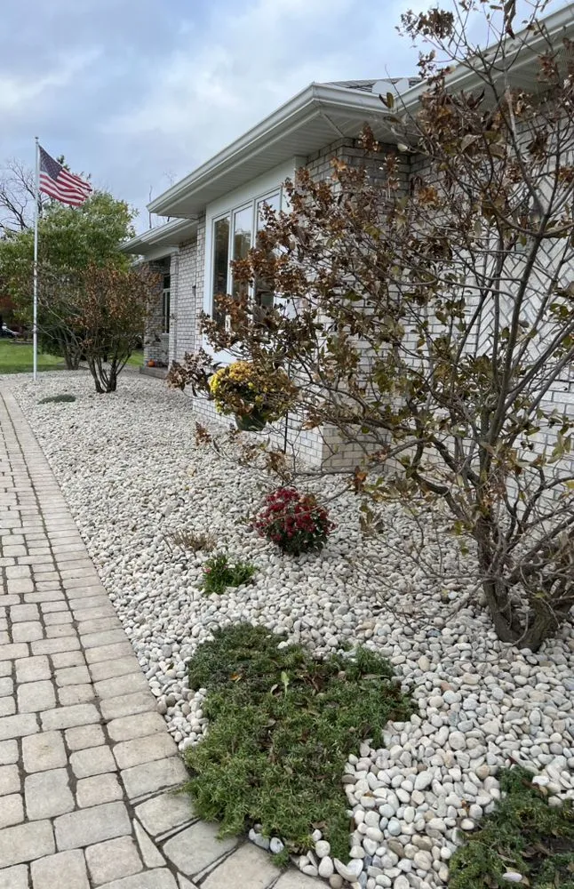 Expert residential landscaping in Elida, OH by True North Landscaping