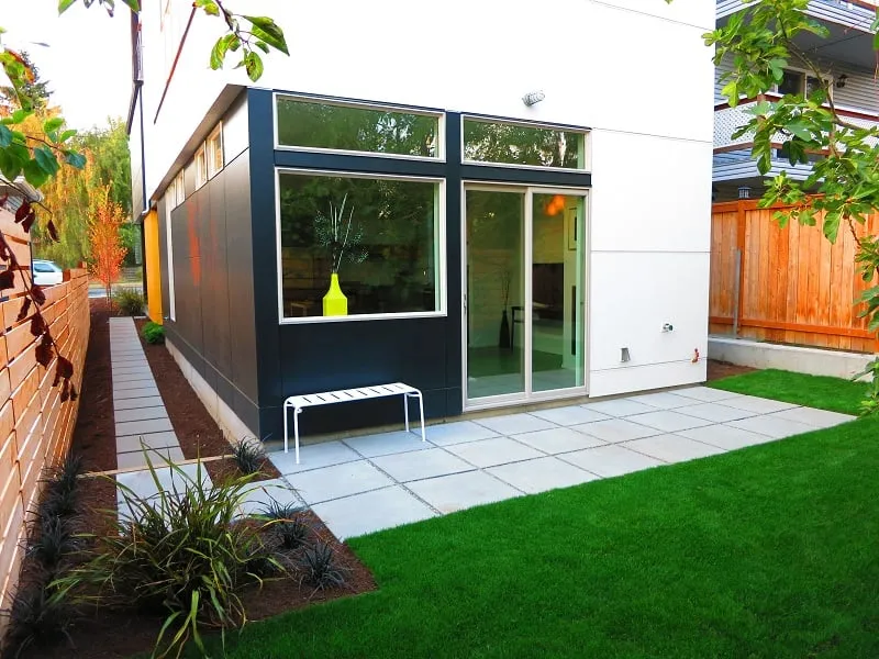 Affordable lawn care service near you across Seattle, WA - True Scape Design