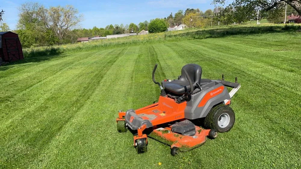 Trusted lawn mowing service experts serving Uniontown, PA - True Touch Lawncare