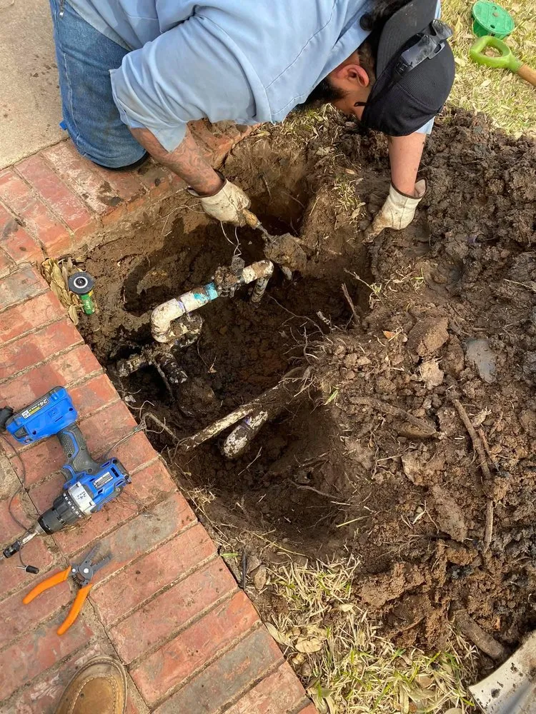 Trusted garden landscaping for beautiful yards in Midland, TX by True Vine Landscape Design