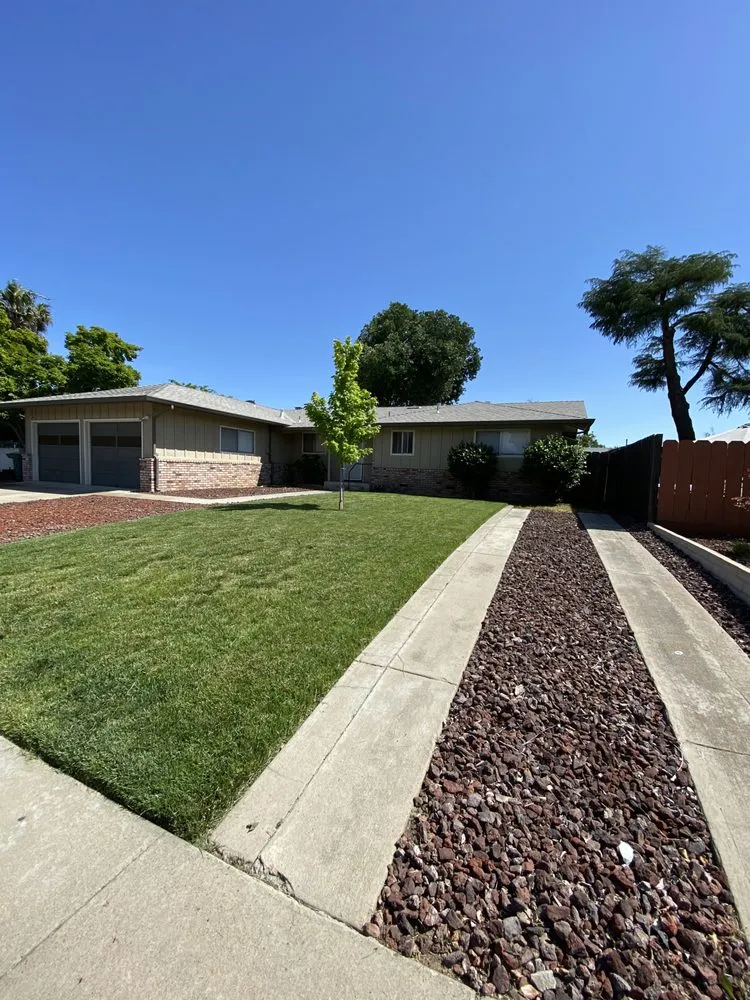 Custom lawn care service in Modesto, CA - TrueBlue Landscaping