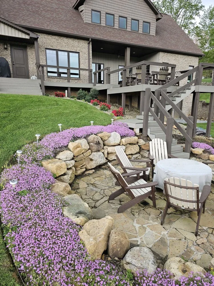 Expert lawn care service experts serving Elizabethton, TN - TruEdge Lawn & Landscape