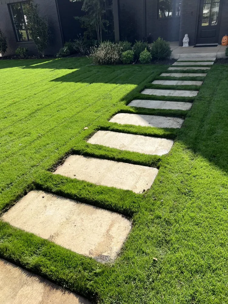 Affordable lawn care service in Edmond, OK - TrueMow