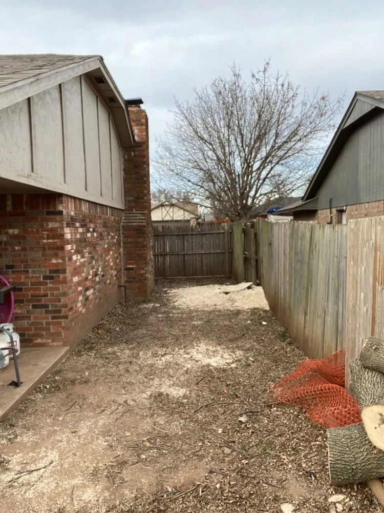 Custom lawn care service experts serving Edmond, OK - TrueMow