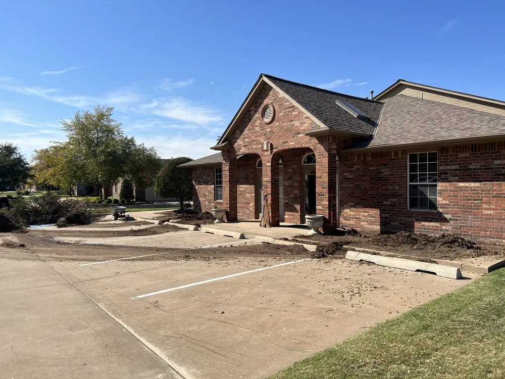 Reliable yard maintenance experts serving Edmond, OK - TrueMow
