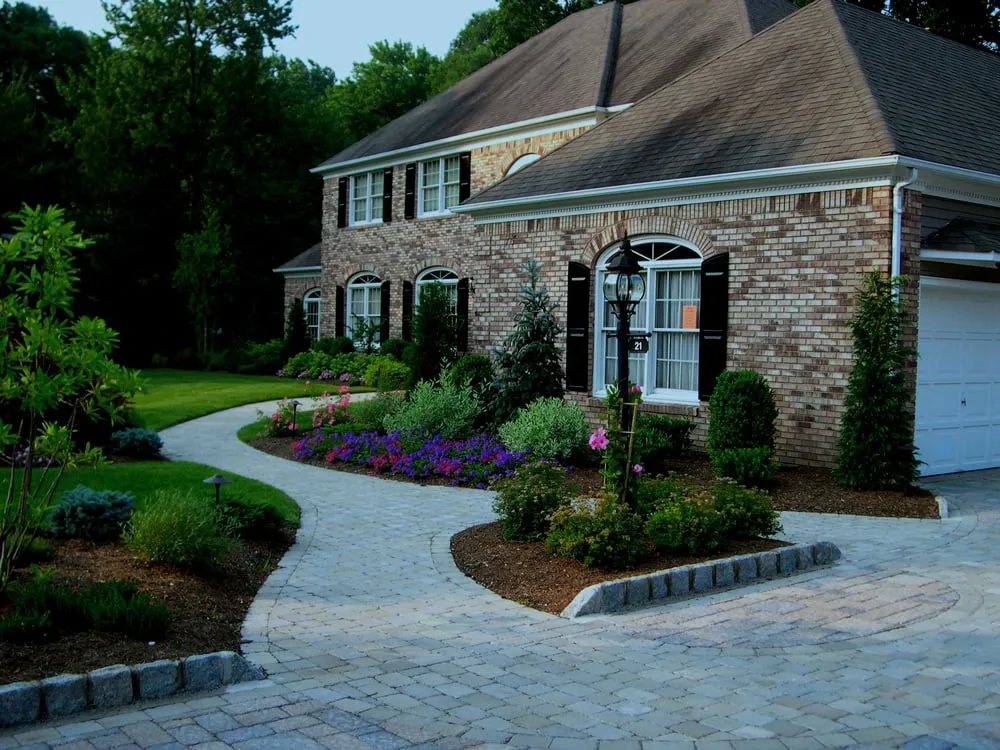 Professional lawn care service for beautiful yards across Warren, NJ - Truesdale Nursery