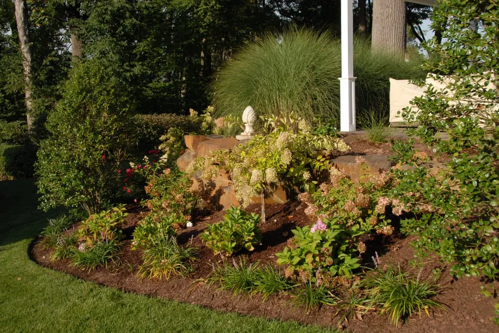 Expert yard maintenance in Warren, NJ - Truesdale Nursery