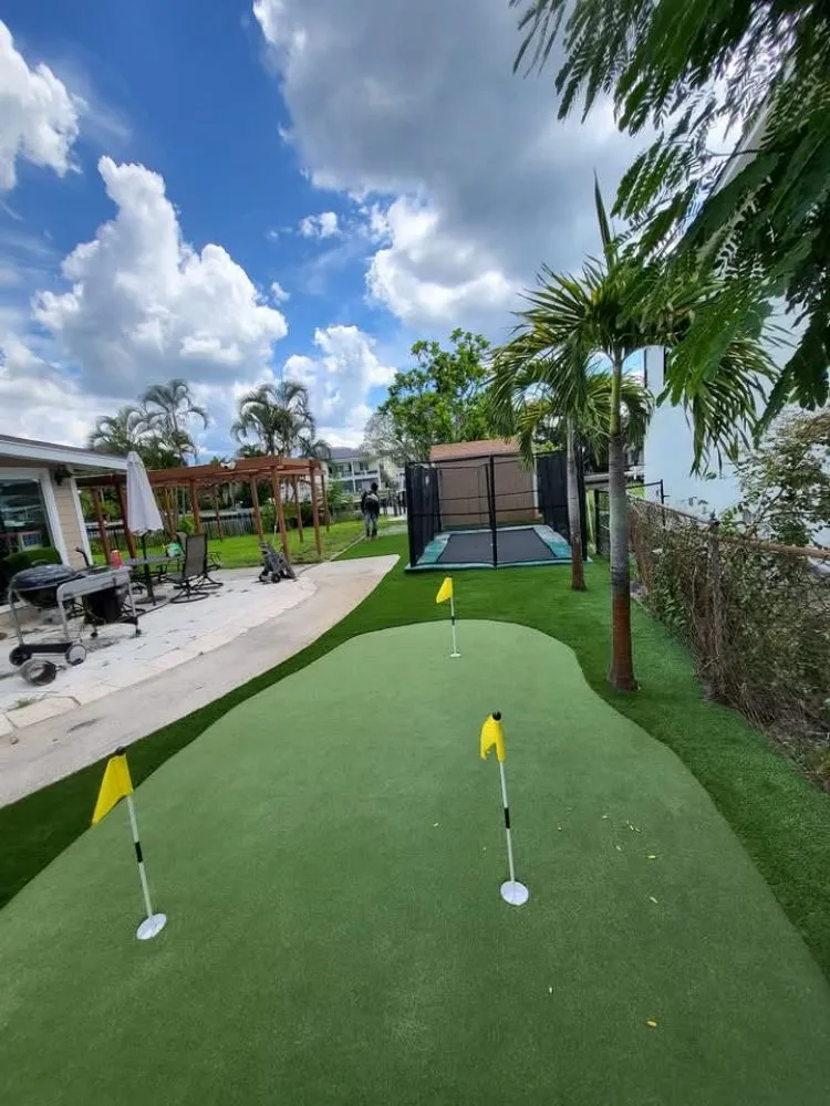 Affordable landscaping services for year-round maintenance across St. Petersburg, FL - Truest Clean