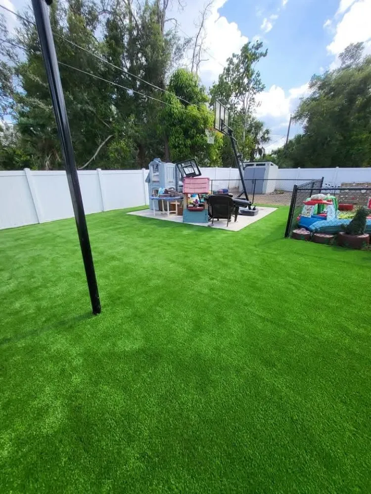 Expert landscaping services experts serving St. Petersburg, FL - Truest Clean