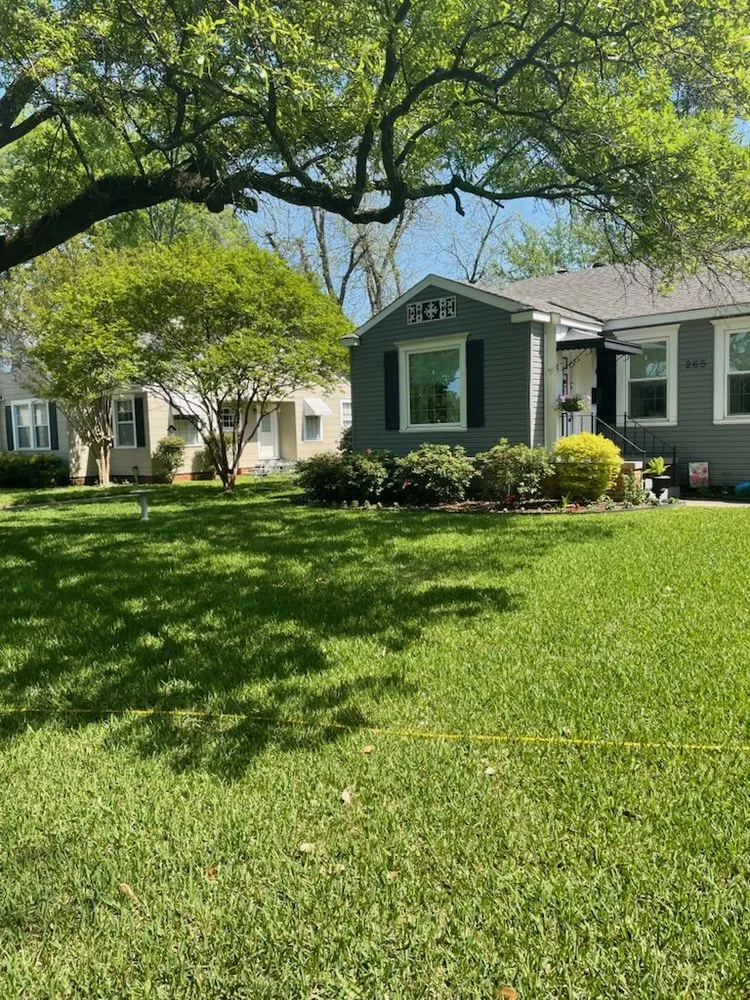 Professional outdoor landscaping in Scott, LA by TruGreen - Acadiana