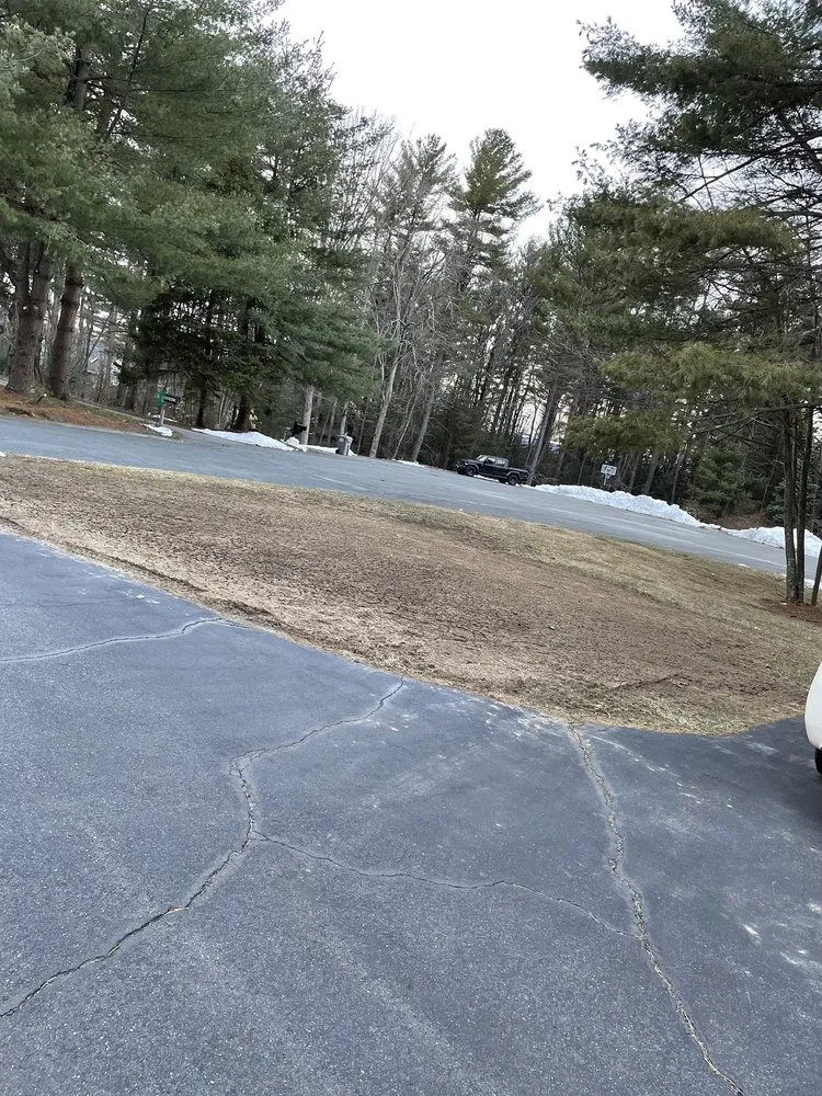 Affordable lawn mowing service in Windsor, CT by TruGreen Lawn Care