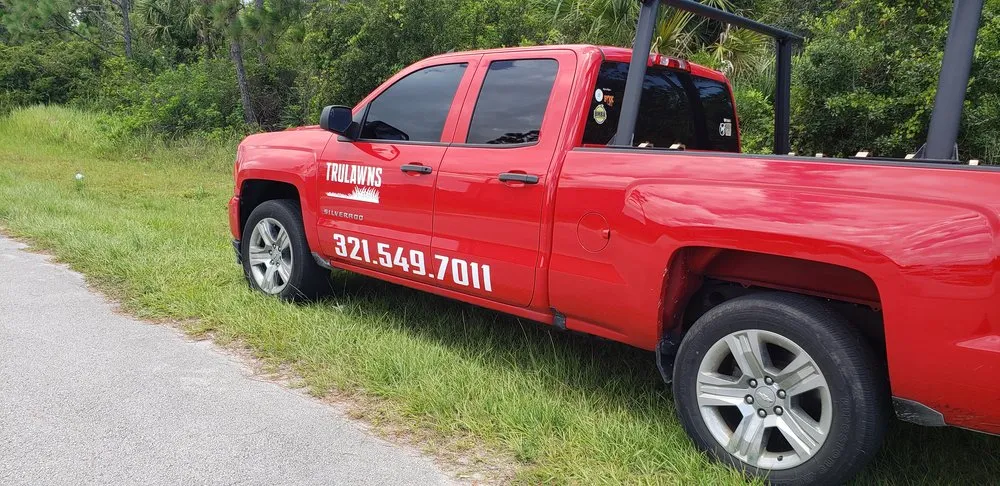 Top-rated yard cleanup service near you across Palm Bay, FL - Trulawnsfl